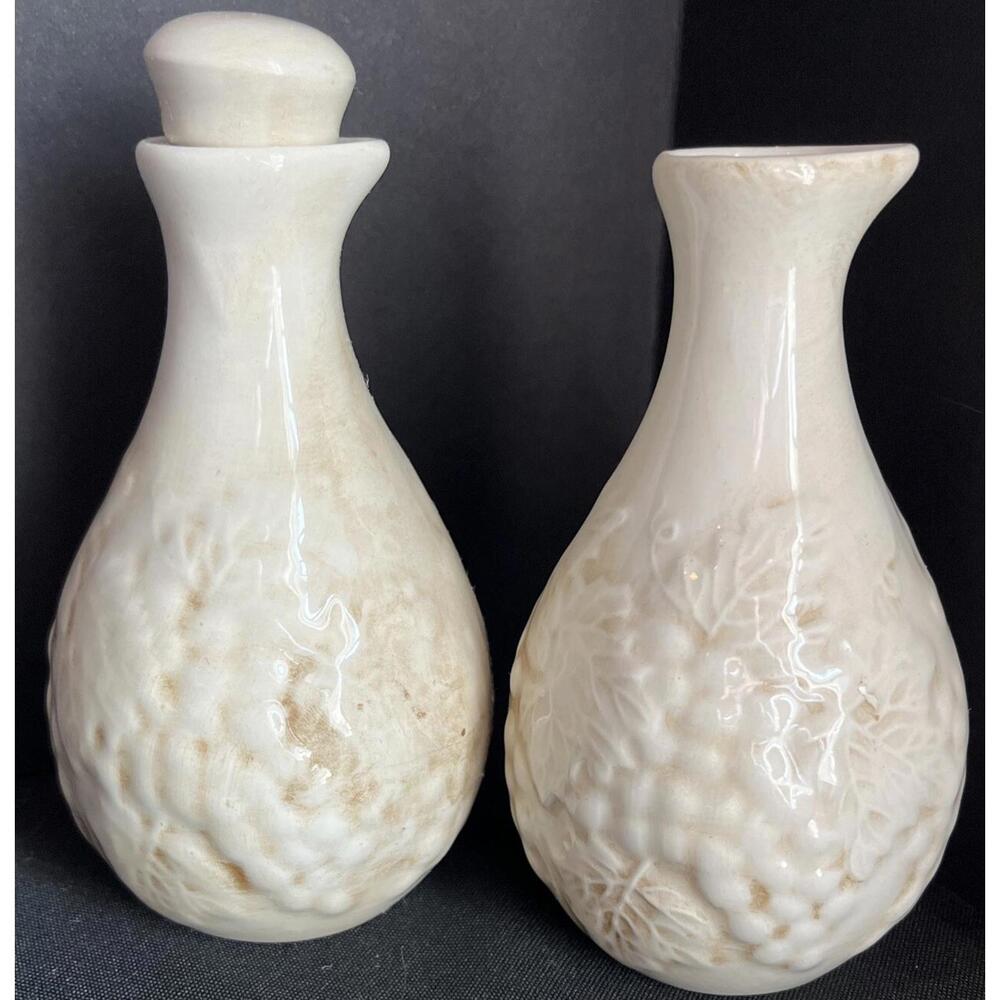Rare Harry & David Oil & Vinegar Set Embossed Grapes Leaves HDA1 Portugal